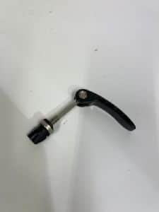 פתיחה מהירה לכיסא דק