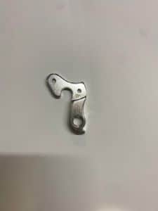 אוזן 2 חור D16